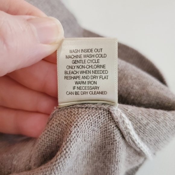 1087 * Leo & Nicole Lace Front Sweater Tan White Size L - Picture 5 of 9